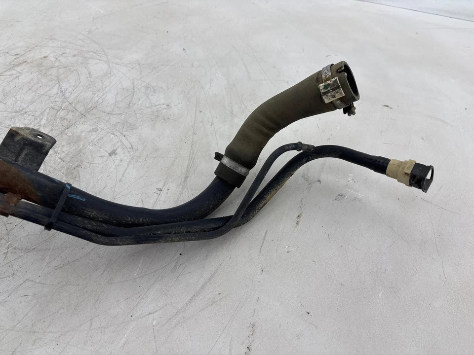 GMC Terrain 2012-2017 tanque de combustible gasolina tubo de cuello de llenado OEM Foto 2 de 4