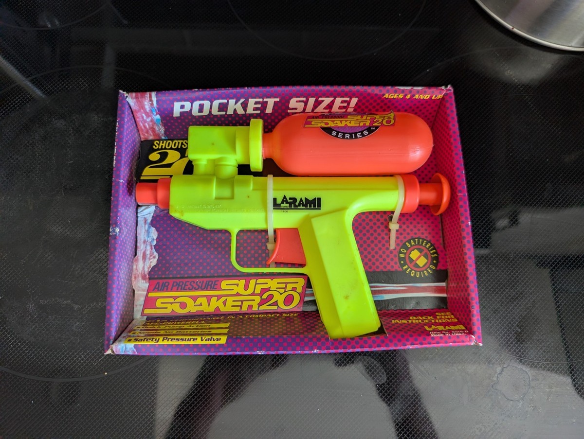 Super Soaker 20 Pocket Size | LARAMI 1991 | NIB New In Box Water