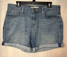 Signature Gold by Levi Strauss Shorts Women's Size 12-W31 Cuffed Mid Rise