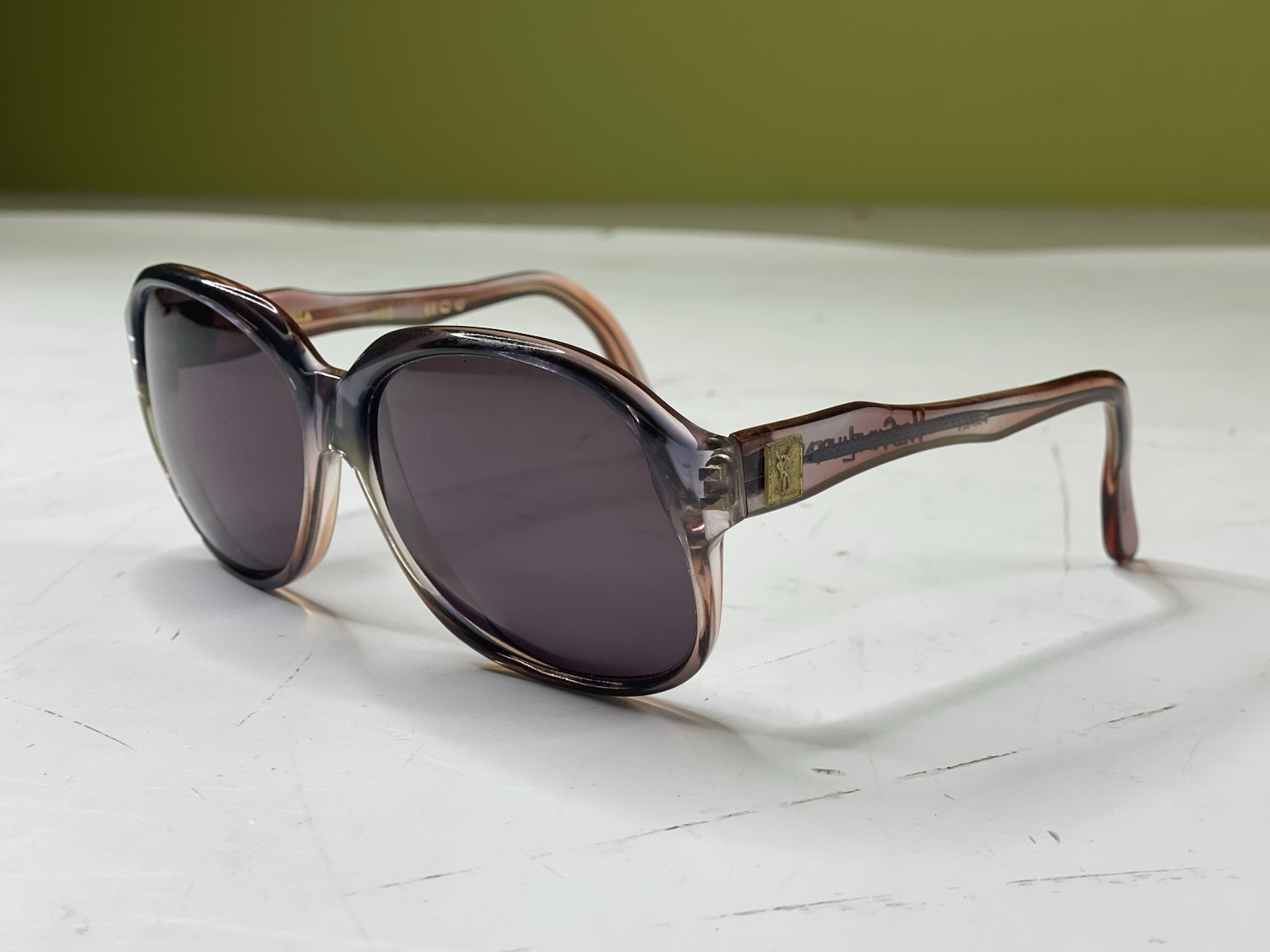 Occhiali da sole vintage Yves Saint Laurent YSL Y38 56 19 made in Austria