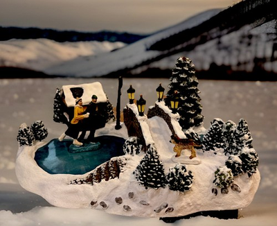 #ad Thomas Kinkade Hawthorne Village Christmas “Village Skating At The Pond” Working $28.95