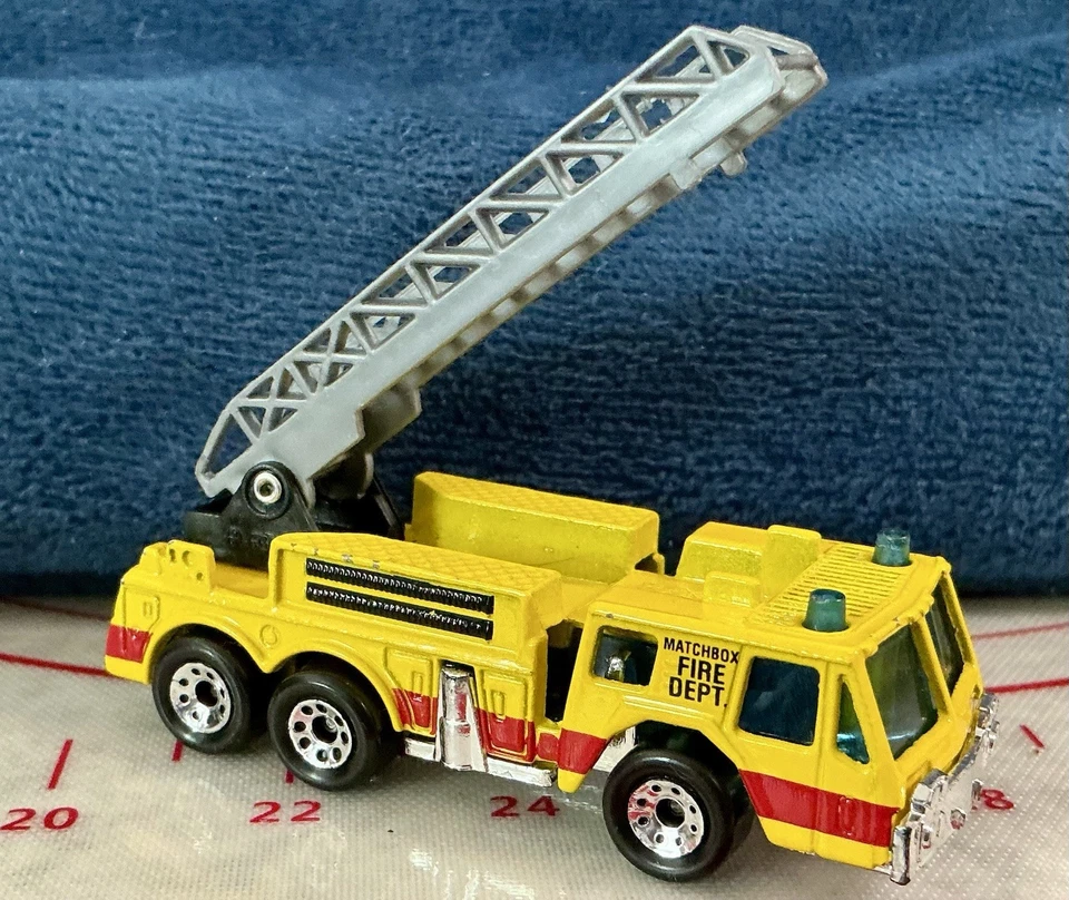 Matchbox Fire Engine Lot of 5 & Two Working Seagrave’s - Image 4 of 4
