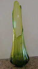 Vintage LE Smith  22.5" Green Ribbed Swung Vase
