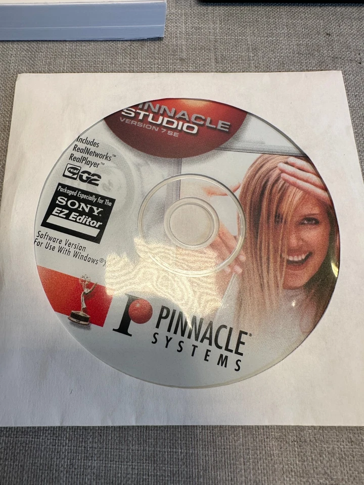 Pinnacle Studio Media Suite Plus Version 7 SE + 9 Upgrade Video Editor w/ Manual - Image 3 of 4