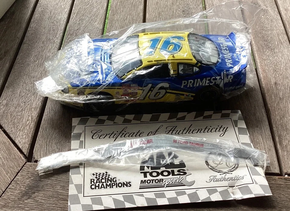 NASCAR #16 Stock Car DieCast Primestar/Kevin Lepage ‘98 Ford Taurus ,Pre Owned - Image 2 of 4