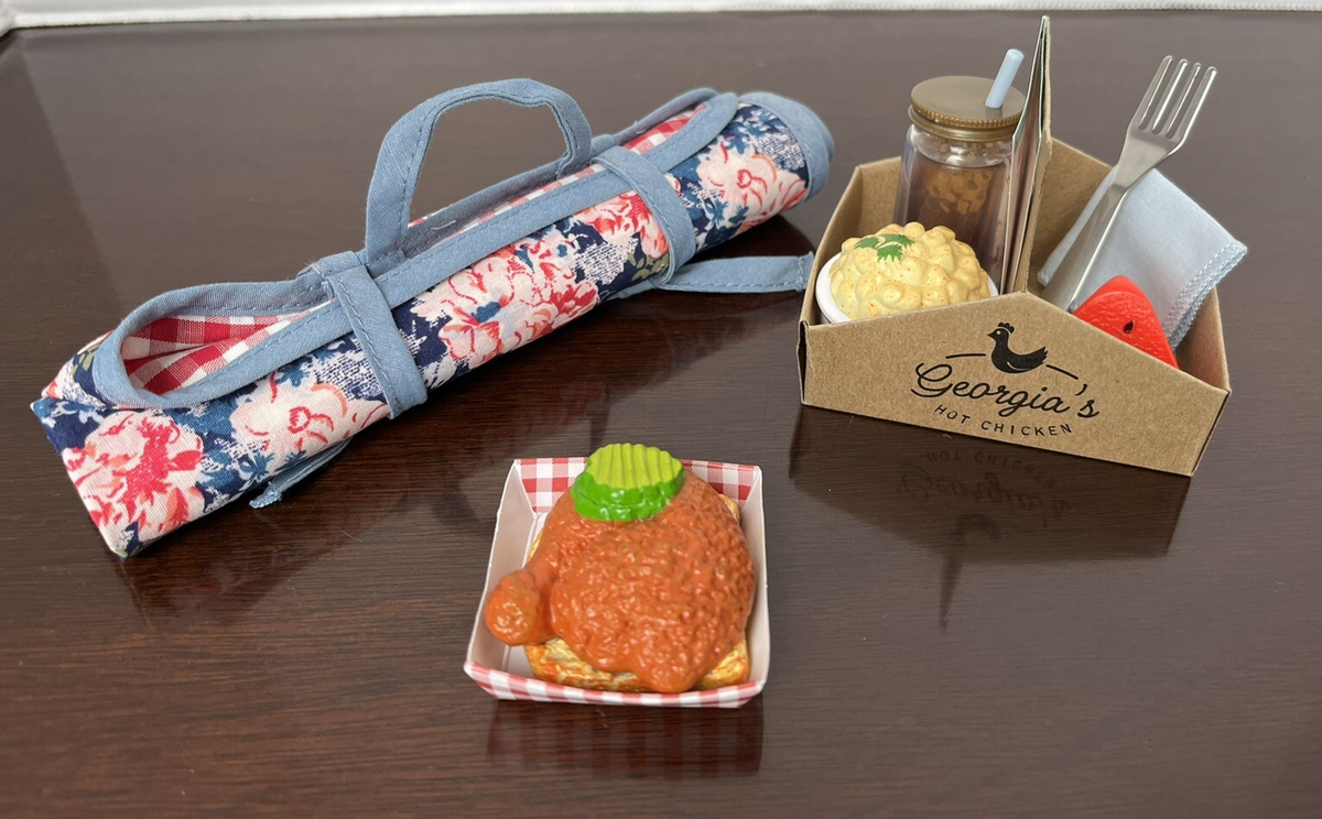 American Girl 🩷 Tenney's Picnic Set Georgia's Hot Chicken