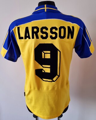 スウェーデン　00 ホーム　ユニフォーム　ユーロ2000 ラーション Sweden 2000 - 2002 Home football Adidas shirt #9 Larsson size