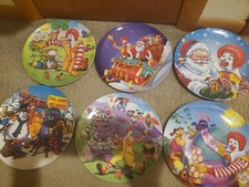  13 assiettes vintage McDonalds neuves