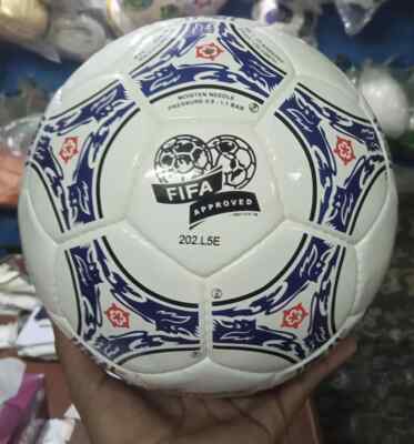 adidas EURO '96 Questra Europa アディダス　ボール NEW Adidas Questra Europa UEFA Euro Championship 1996 Soccer Match