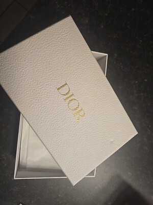 Christian Dior Weiß Struktur Leere Geschenkbox mit Deckel Gold Rechteckig 
