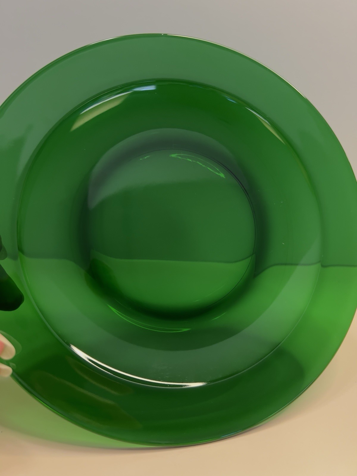 4 Antique Emerald Green Glass Luncheon Dessert Plates 8” Early 20th Century