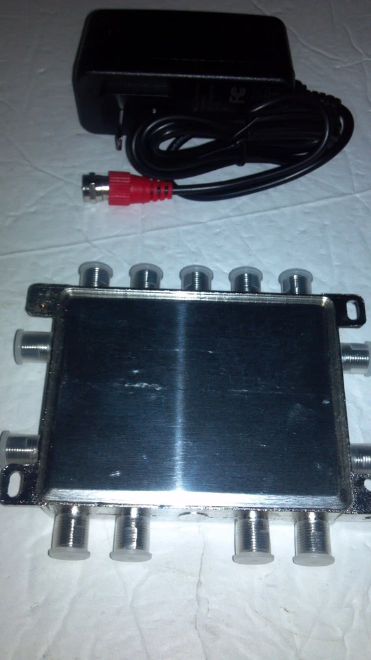 Perfect Vision PV 4802B multi switch 4x8 With Power Supply - Image 3 of 4