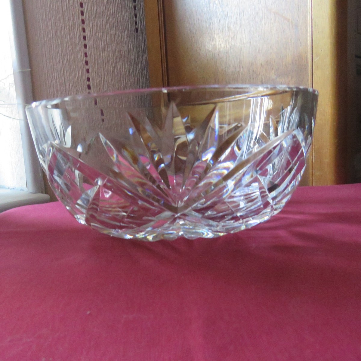 Paire de grands plafonniers de style Louis XVI en cristal et