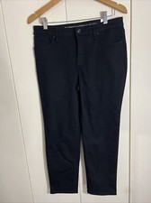 Chico  s So Slimming Girlfriend Slim Leg Ankle Jeans Chico  s Size 1P/US 8P Black