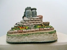 David Winter Cameos "Saddle Steps" In excellent condition, in original box.