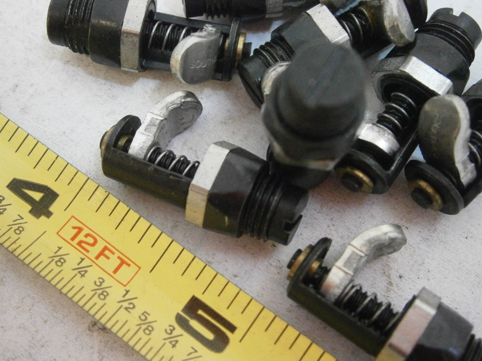 Self-adjusting Latch Southco 57-10-401-10 Spring Latch - Self-Adjusting ...