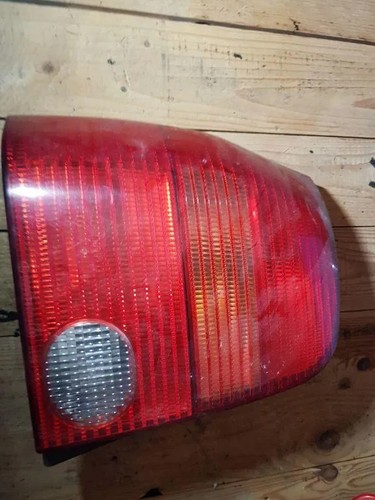 VW BORA Rücklicht hinten links 1.90 Diesel 2003 34008042