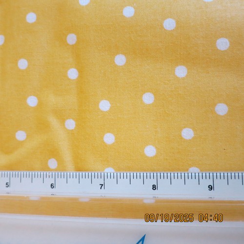 Gelbe Tupfen 3 Yards Baumwollstoff Neu - Bild 3 von 9