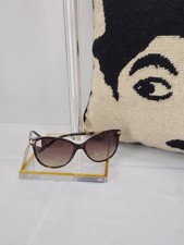 NWT Burberry BE 4216 Sunglasses No Case MSRP 298 Unisex