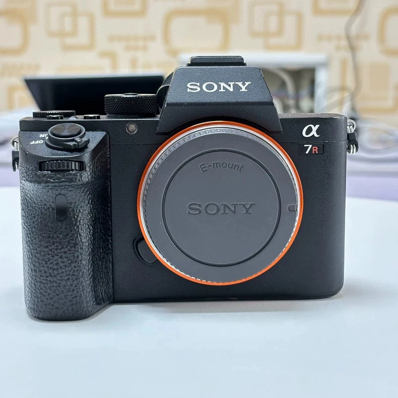 Sony Alpha A7RII Digital Cameras for Sale | Shop New & Used