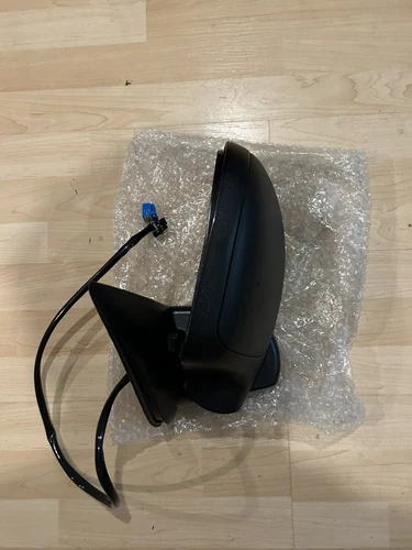 Chevrolet Avalanche 2003 TYC Mirror AssemblY