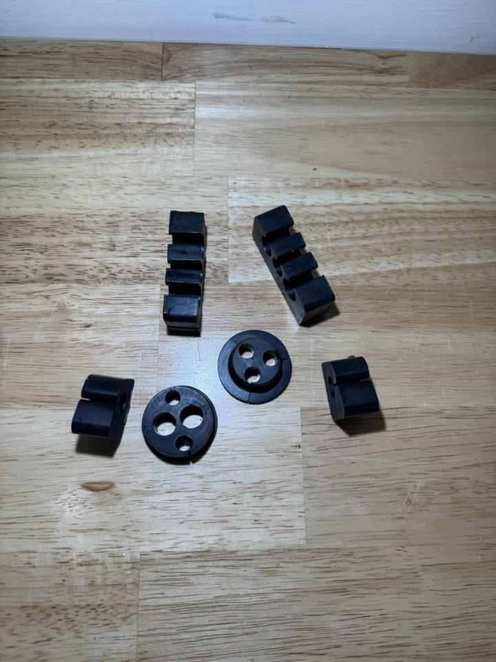 KAWASAKI 750SS Jet Ski Cable Ojal Soportes Stay Super Sport Foto 2 de 3