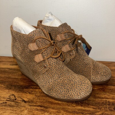 NEW Toms Kala Desert Wedge Lace Up Bootie Suede Leopard Cheetah Women Tan Sz 7.5