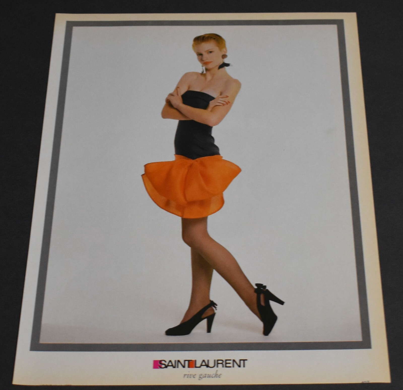 Stampa Pubblicità 1987 Sexy Tacchi Gambe Lunghe Moda Donna Bionda Yves Saint Laurent Abito