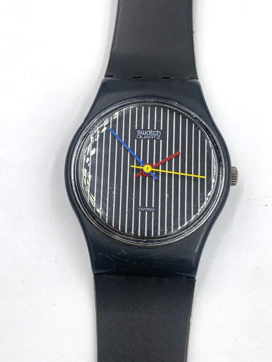 Swatch watch GA102  display picture 1