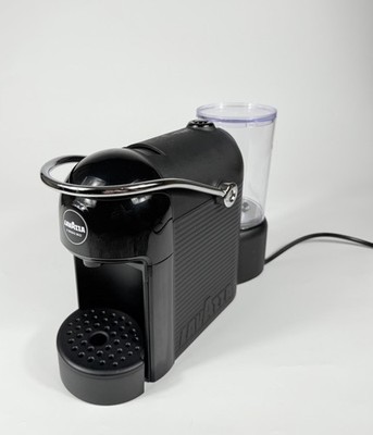 Lavazza A Modo Mio Jolie EVO Kaffeekapsel Espressomaschine 1250W - Schwarz
