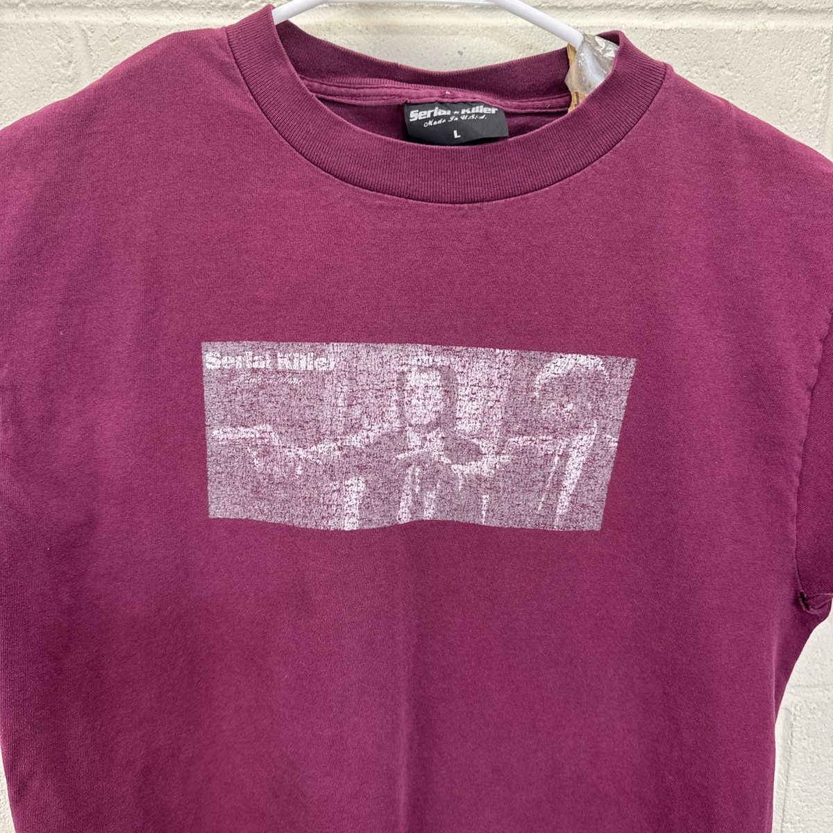 Vintage Pulp Fiction Serial Killer Shirt Size Large Maroon Faded 