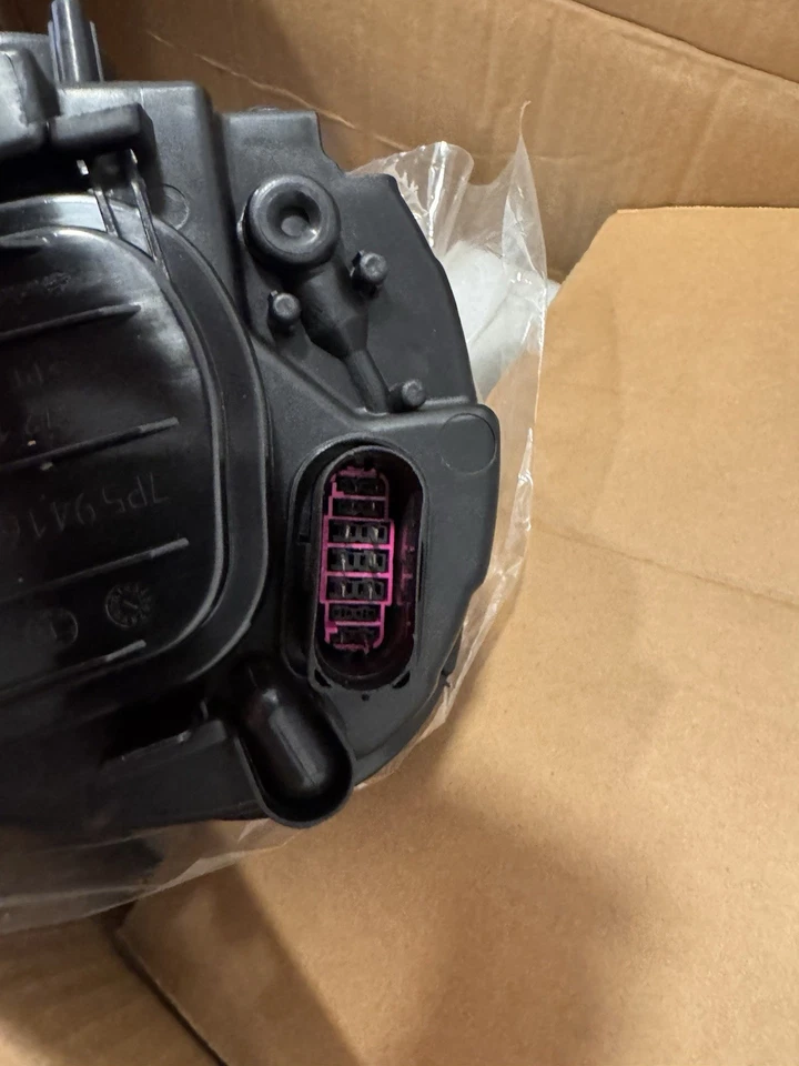 Hella 011745771 Hlmp Lh Sae Porsche Cayenne 15-18 Foto 3 de 4