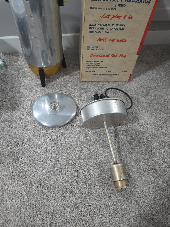 Dispensador de bebidas percolador de café eléctrico vintage Mirro Party Perk 22 tazas Foto 4 de 4