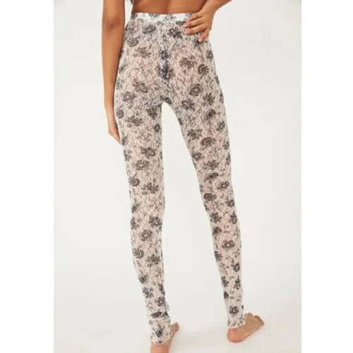 Free People Layered In Lace Leggings, Size XS, Ivory Combo (Cream Navy) New - Picture 3 of 9