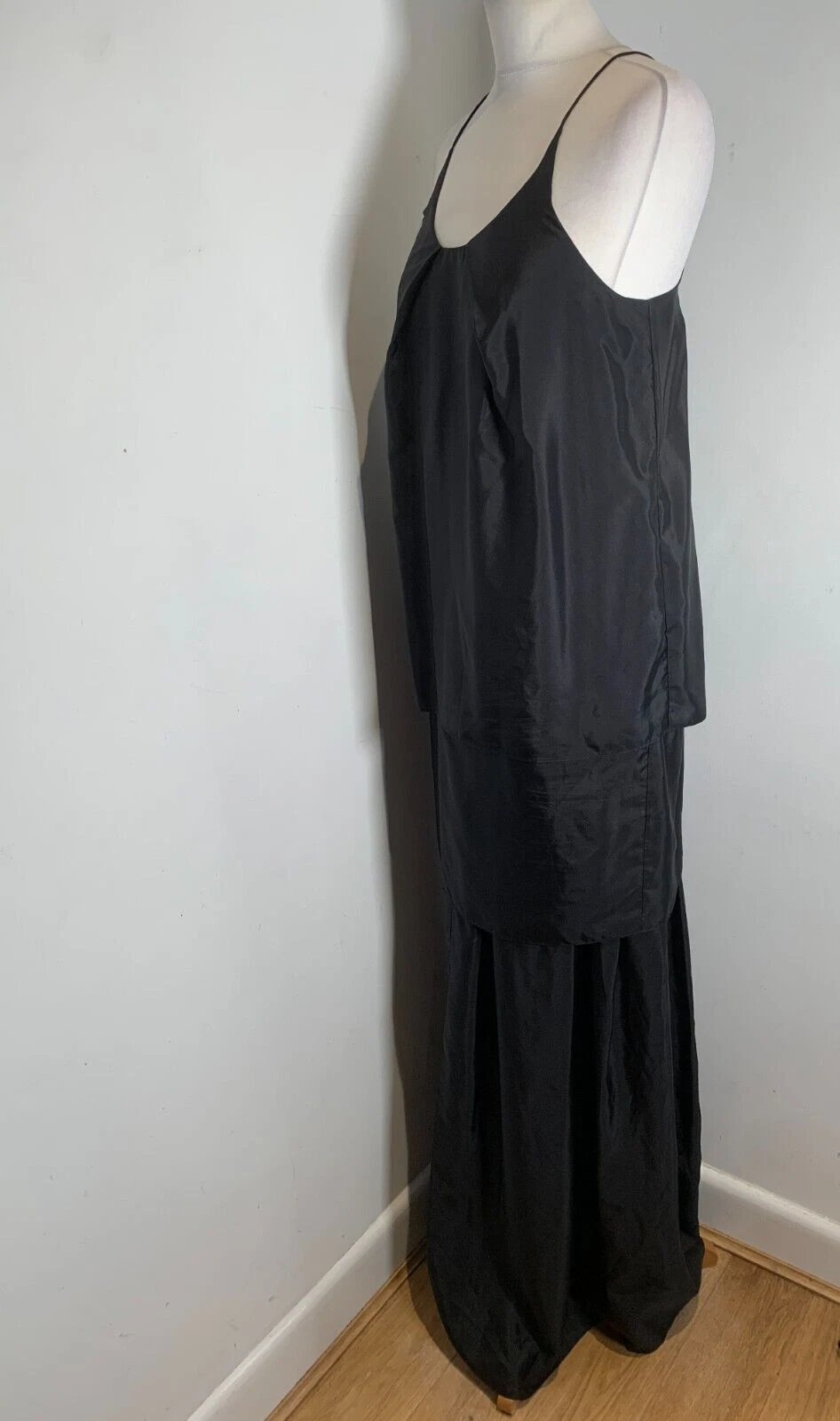 ACNE STUDIOS Abito lungo seta Acne SATYA 38 10 12 OTTIME CONDIZIONI nero con spalline a strati maxi moderno