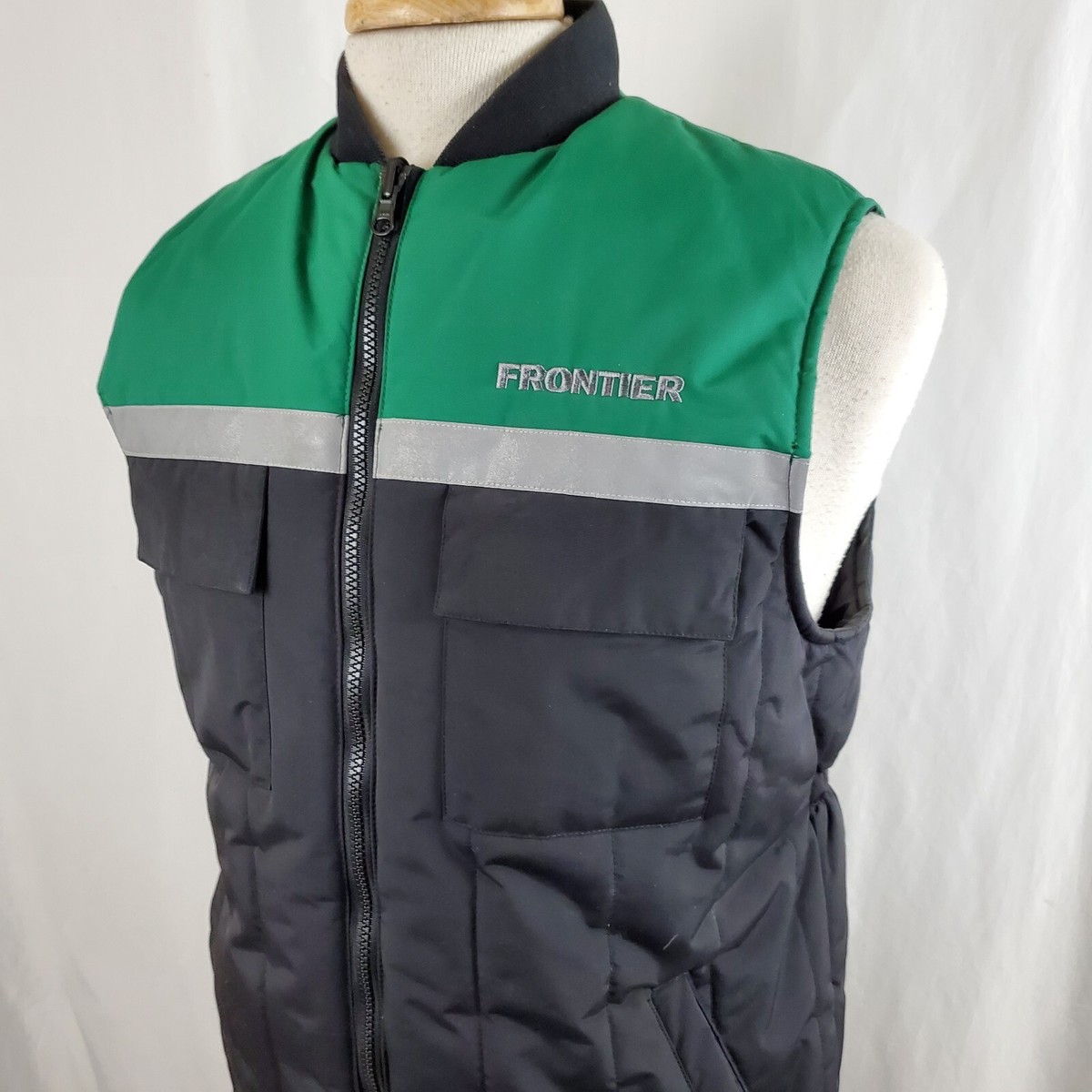Frontier Airlines Puffer Insulated Vest Sleeveless Jacket Small