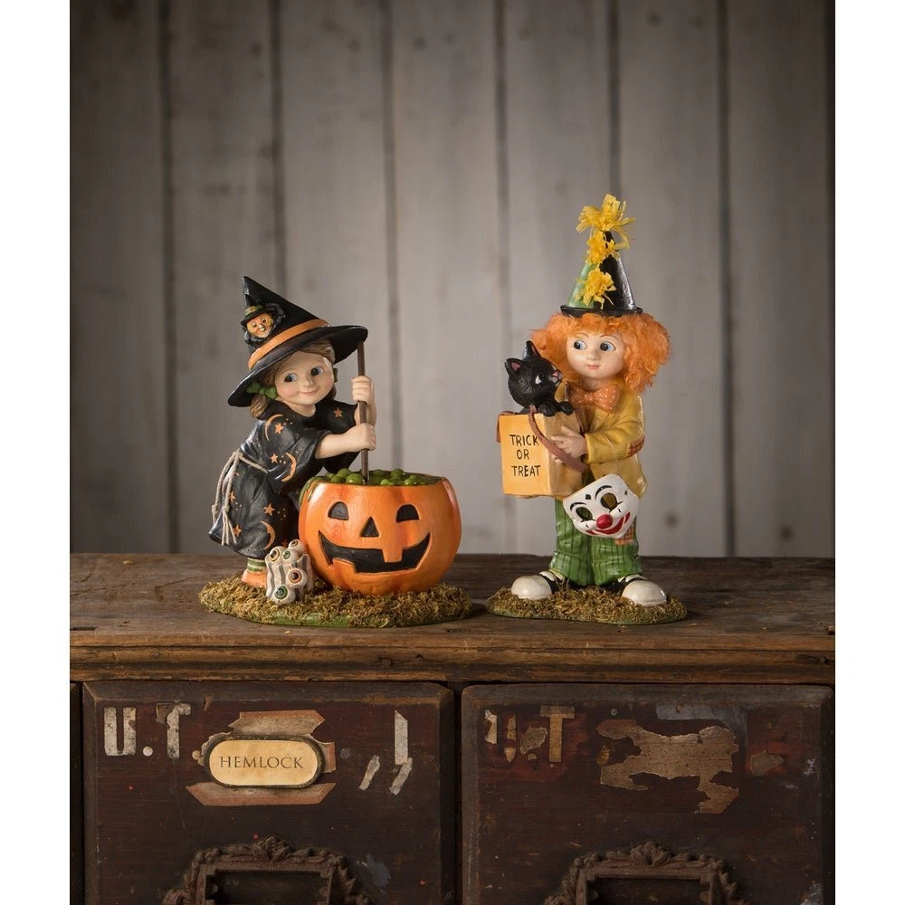 Bethany Lowe Pumpkin Brewing Piper - Thumbnail 2