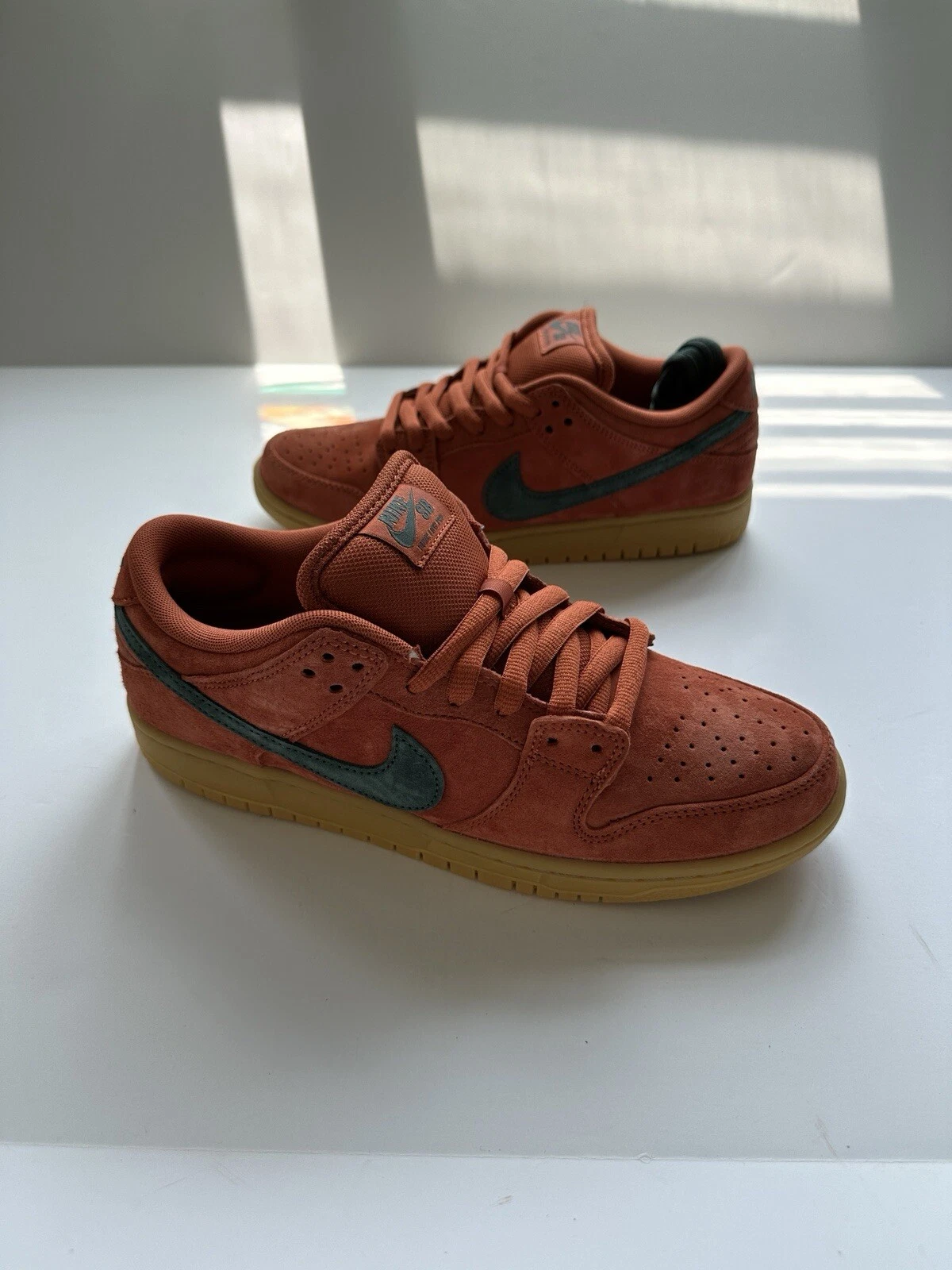 NIKE SB DUNK LOW BURNT SUNRISE (TAILLE 9) HF3704 800 SUPREME WIZARD OF OZ DUNK LOW