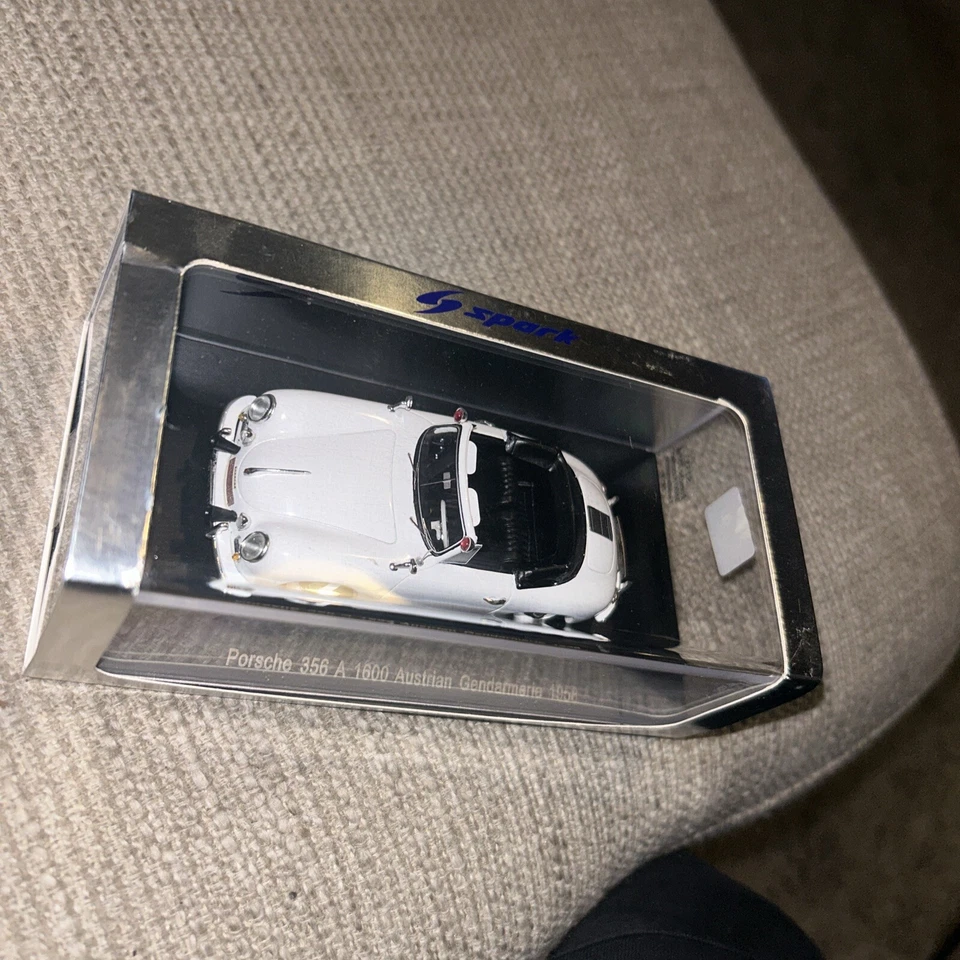 Spark 1.43 S1353 Porsche 356 A Austrian Police Gendarmerie 1958 Mint Boxed RARE - Image 3 of 4
