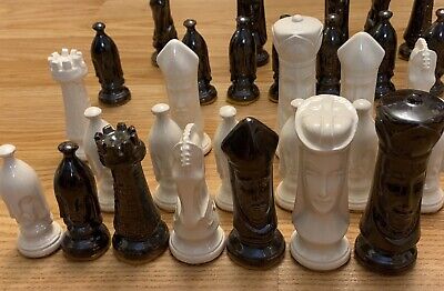 Vintage 32 Piece Duncan Mold Chess Set Ceramic Medieval Gothic Glazed ART  DECO