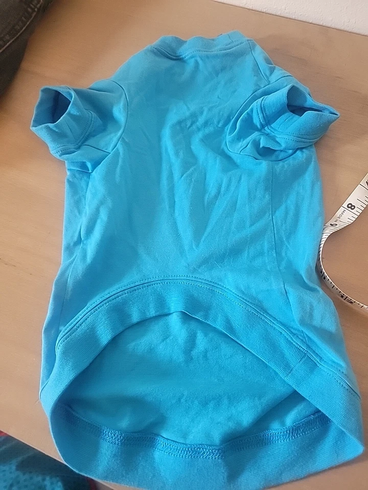 Nueva con etiquetas Camiseta Fiesta Animal CASUAL CANINE Perro. Ropa M Mediana Cumpleaños Año Nuevo Foto 2 de 4