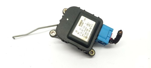 AUDI A6 4B 2,8 -  Stellmotor  Klimaanlage  Klima Heizung 4b1820511c (08)