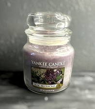 Yankee Candle Lilac Blossoms Medium Jar Candl...