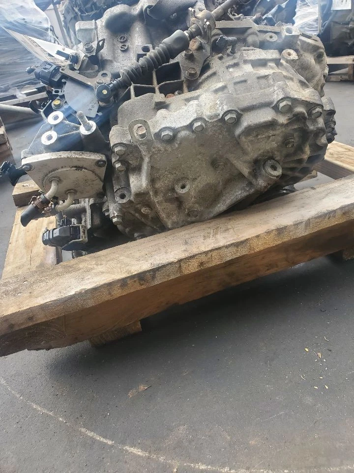 Used Automatic Transmission Assembly fits: 2010 Suzuki Kizashi AT 2.4L CVT AWD G Foto 4 de 4