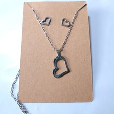Stainless Steel Heart Necklace Earrings Set 18  Silvertone Gift Box