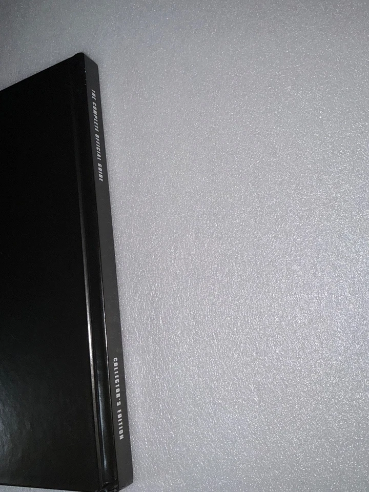 Metal Gear Solid 4 The Complete Official Guide Collectors Edition Limited Rare - Image 2 of 4