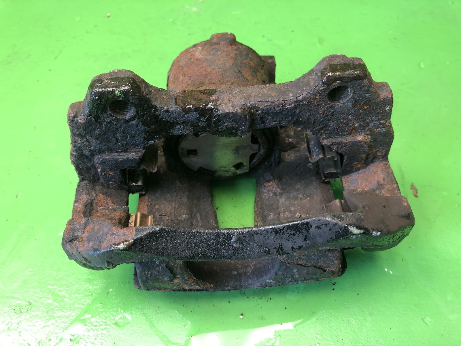 VAUXHALL CORSA D Caliper Front Right  1.3 CDTI 06-15