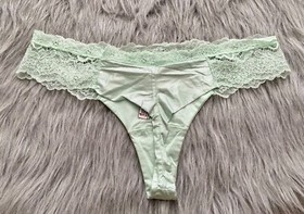 Victoria's Secret Dream Angels Green Shimmer Unlined Bra Thong Panty Set