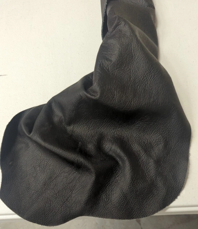 Piel de cuero genuino - grado de tapicería automática Foto 2 de 4