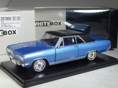 (KI-02-34) Whitebox Opel Diplomat A V8 Coupé blau metallic in 1:24 in OVP